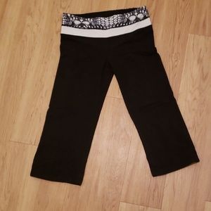 Lululemon Reversible Capri Pants